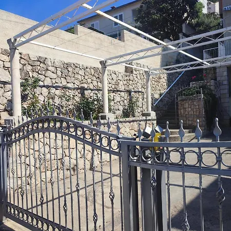 Enjoy & Relax Apartment *